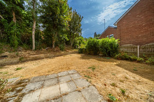 REAR GARDEN- click for photo gallery